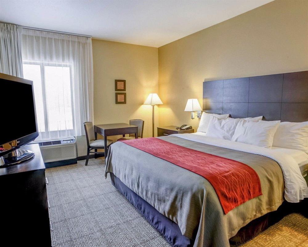 Quality Inn & Suites Lenexa Kansas City Dış mekan fotoğraf