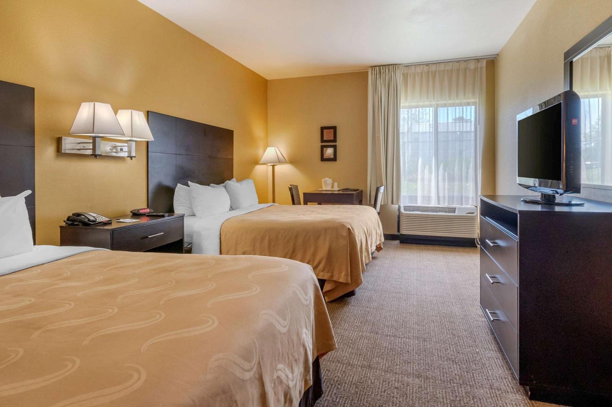 Quality Inn & Suites Lenexa Kansas City Dış mekan fotoğraf